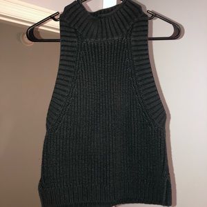 Turtle neck tank top